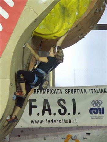 Coppa Italia difficoltÃ  e velocitÃ  a Trieste, i risultati - Il 2-3/06 a Trieste Luca Zardini e Manuela Valsecchi si sono aggiudicati la prima prova della Coppa Italia Difficoltà. Nel primo turno della Coppa Italia velocità vittoria di Cassandra Zampar e Lucas Preti.