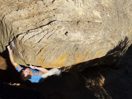 Bernd Zangerl, bouldering in Rocklands