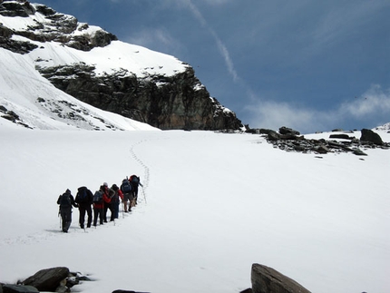 SuperAlp!, diario della traversata delle Alpi con mezzi sostenibili - Marcella Morandini racconta nel suo diario la traversata delle Alpi con mezzi di trasporto sostenibili.