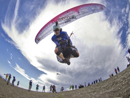 Christian Maurer ha vinto il Red Bull X-Alps 2011