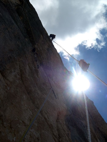 Nuvole Barocche alla Civetta: prima ripetizione per Baù e Beber - Il 15-16 luglio prima ripetizione per Alessandro Baù e Alessandro Beber di Nuvole Barocche (1240m, IX sup., A2) sulla parete nord ovest della Civetta (Dolomiti) aperta da Venturino De Bona e Piero Bez nel 1999.