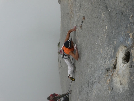 Solo per vecchi guerrieri repeated by Riccardo Scarian - Riccardo Scarian has made the third ascent of Solo per vecchi guerrieri, the multi-pitch desperate first ascended by  Maurizio “Manolo” Zanolla on the north face of 