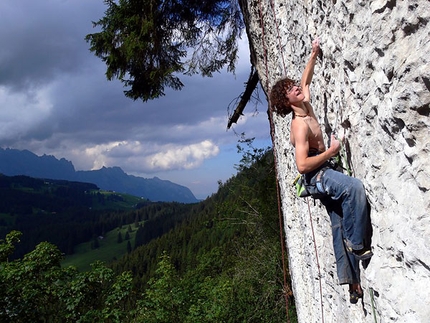 Arrampicata: Intervista ad Adam Ondra - Intervista al 14enne climber ceco dopo la ripetizione di Abysse 9a, Speed 8c+ e Silbergeier (Ratikon).