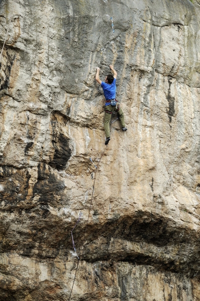 James McHaffie repeats The Big Bang at Lower Pen Trwyn