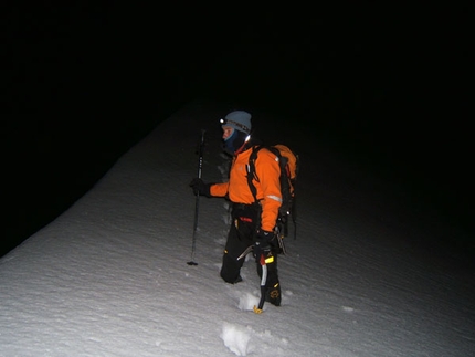 Alpinismo: Vetta del Kahn-Tengri (7010m) per Luca Vuerich - Il 6/08 Luca Vuerich ha salito il Kahn-Tengri (7010m) nel Tien Shan (Kirghistan). Della sedizione faceva parte anche l’alpinista sloveno Andrej Magajne.