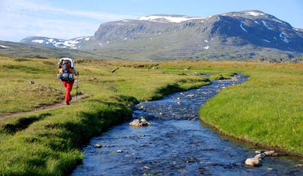 Kungsleden, il trekking dei grandi orizzonti - Annalisa Porporato e Franco Voglino presentano, per immagini e parole, il Sentiero del Re ovvero un viaggio – trekking di 150 km tra i paesaggi, solitari e poetici, della Lapponia svedese.