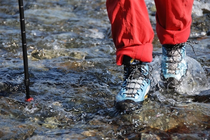 Kungsleden, il trekking dei grandi orizzonti - Annalisa Porporato e Franco Voglino presentano, per immagini e parole, il Sentiero del Re ovvero un viaggio – trekking di 150 km tra i paesaggi, solitari e poetici, della Lapponia svedese.