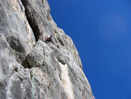 Filtro Magico on Spiz d’Agner repeated by Roverato and De Giuli - On 22/09 Alessio Roverato and Alberto De Giuli repeated Filtro Magico, XI A3 on the south face of the Spiz D’Agner (Dolomites).