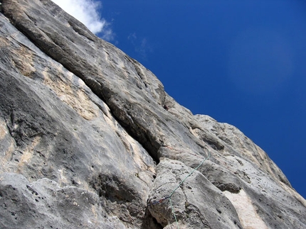 Filtro Magico on Spiz d’Agner repeated by Roverato and De Giuli - On 22/09 Alessio Roverato and Alberto De Giuli repeated Filtro Magico, XI A3 on the south face of the Spiz D’Agner (Dolomites).