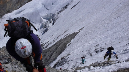 Alpinismo: nuova via sull’ Igor Brakk (Pakistan) - In luglio Agostino Cittadini, Maurizio Felici, Alessandro Palmerini e Toni Caporale hanno aperto Inshallah  (VII, A0, ghiaccio 70°) sull’ Igor Brakk (5010m), Nangmah Valley, Pakistan.