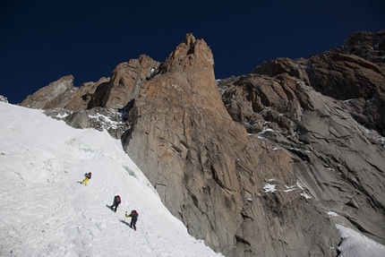 Mont Blanc - La Classica Moderna established byHervé Barmasse, Iker Pou and Eneko Pou on Mont Blanc