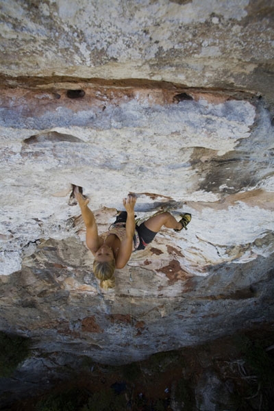 Madagascar rock climbing paradise! - In October and November 2007 Albert Leichtfried traveled to Madagscar and discovered the island climbing paradise. In addition he added a further five routes in his new sector Honeymoon.