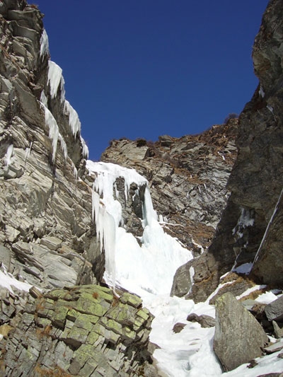 Val d’Aosta, Francia e Svizzera - condizioni cascate di ghiaccio - 24/12/2007 le cascate formate a Cogne, Frassineres, Val D’Avers, Pontresina, Albina, Val Bondasca
