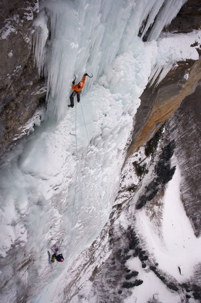 Jasper and Rathmayr ice climbing fest in Bernese Oberland - Over three days at the start of January Robert Jasper from Germany and Bernd Rathmayr from Switzerland ascended three immense icefalls in the Bernese Oberland, Switzerland climbing over a kilometer of vertical ice in the Lauterbrunnental and Kandersteg.