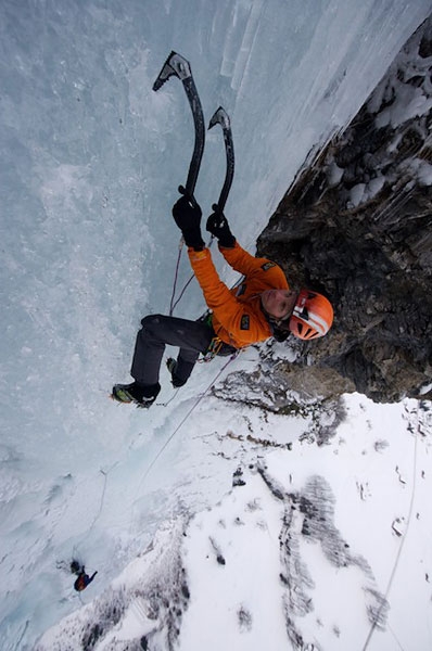 Jasper and Rathmayr ice climbing fest in Bernese Oberland - Over three days at the start of January Robert Jasper from Germany and Bernd Rathmayr from Switzerland ascended three immense icefalls in the Bernese Oberland, Switzerland climbing over a kilometer of vertical ice in the Lauterbrunnental and Kandersteg.