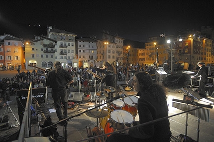 Il TrentoFilmfestival dalla WebTv - I colori, le emozioni, i personaggi e tutto quello che ha fatto il 56° TrentoFilmfestival vista dal backstage della prima WebTV del più antico festival della montagna, esplorazione e avventura. 