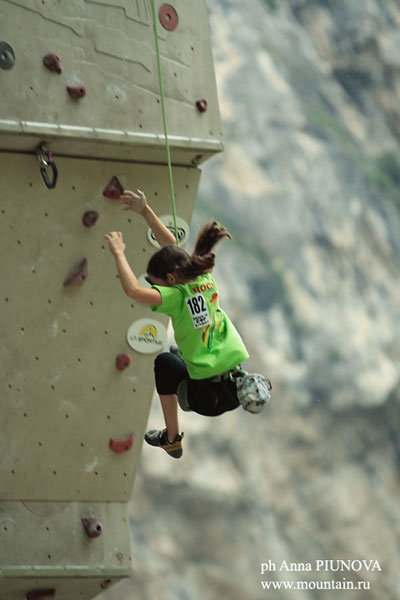 Rock Junior 2008 and happy climbing - The seventh edition of the Arco Rock Junior (European Youth Climbing Days) lived up to its reputation as being the greatest Youth Climbing Festival in Europe.