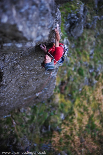 Nicolas Favresse - trad climbing in Wales and England - Nicolas Favresse and Sean Villanueva have just spent three weeks climbing in Wales, repeating a series of routes on Gogarth, Dinas Cromlech and Cloggy including John Redhead's  masterpiece 