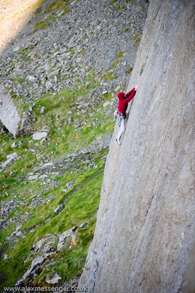 Nicolas Favresse - trad climbing in Wales and England - Nicolas Favresse and Sean Villanueva have just spent three weeks climbing in Wales, repeating a series of routes on Gogarth, Dinas Cromlech and Cloggy including John Redhead's  masterpiece 