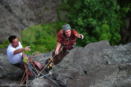 Nicolas Favresse - trad climbing in Wales and England - Nicolas Favresse and Sean Villanueva have just spent three weeks climbing in Wales, repeating a series of routes on Gogarth, Dinas Cromlech and Cloggy including John Redhead's  masterpiece 