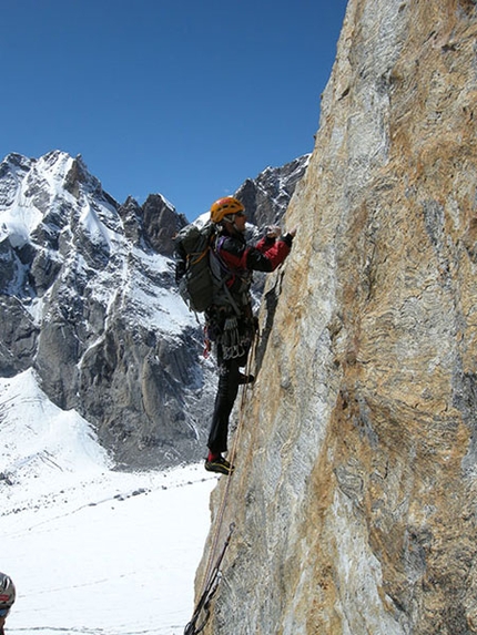 Miyar Valley 2008: 4 montagne inviolate per la spedizione della Guardia di Finanza - Sono già 4 le montagne inviolate della Miyar Valley (Himachal Pradesh, India) salite dalla spedizione della Guardia di Finanza patrocinata dalla Provincia di Trento.