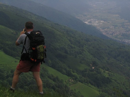TV 1 – L'alta Via delle Prealpi Trevigiane - Valerio Scarpa presenta l’Alta via delle Prealpi Trevigiane che con uno sviluppo di 120 Km attraversa il Monte Grappa, il Cesen, il Cansiglio e parte del Col Visentin per un trekking tutto da scoprire.