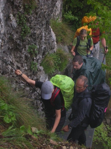 TV 1 – L'alta Via delle Prealpi Trevigiane - Valerio Scarpa presenta l’Alta via delle Prealpi Trevigiane che con uno sviluppo di 120 Km attraversa il Monte Grappa, il Cesen, il Cansiglio e parte del Col Visentin per un trekking tutto da scoprire.