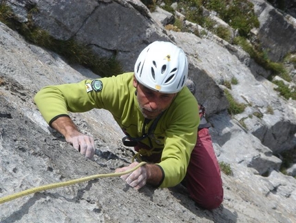 Due nuove vie per la Rocca la Meja - Il 14/08/08 sulla parete sud della Rocca La Meya Piemonte, Alpi Cozie), Elisabetta Caserini, Danilo Serotti ed Ezio Marlier hanno aperto Eterni Peter Pan (350mt TD, max 6a+, 5c obbl). Mentre il 31/08, sempre Elisabetta Caserini ed Ezio Marlier questa volta con Cege Ravaschietto, hanno aperto Correnti Gravitazionali (320m, ED+, max 7°, 6b+ obbl).