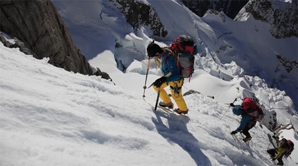 La Classica Moderna - Hervé Barmasse, Iker and Eneko Pou during the approach to La Classica Moderna, Mont Blanc