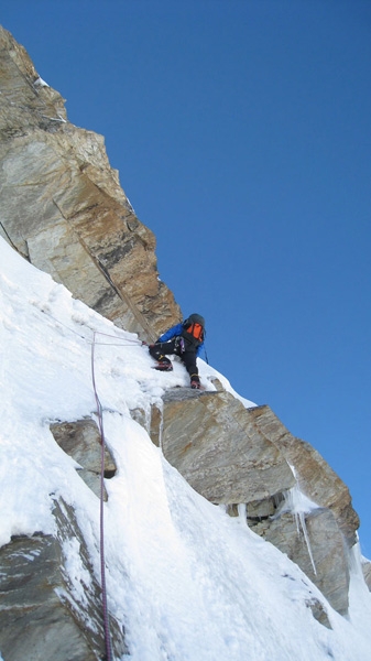 Slovenian climbs in Central Tien Shan - Last summer Ales Holc, Matej Smrkolj e Tadej Kriselj carried out the first ascent of Slovenian birthday party (TD+, 1000m) on the North Face of Pik Parashutny 5360m. Tine Marence and Andrej Magajne carried out the probabile first repeat of thee Slovenian Route on Pik Troglav and a quick ascent of Khan Tengry (7010m).