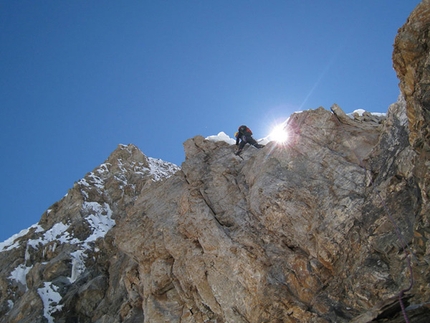 Slovenian climbs in Central Tien Shan - Last summer Ales Holc, Matej Smrkolj e Tadej Kriselj carried out the first ascent of Slovenian birthday party (TD+, 1000m) on the North Face of Pik Parashutny 5360m. Tine Marence and Andrej Magajne carried out the probabile first repeat of thee Slovenian Route on Pik Troglav and a quick ascent of Khan Tengry (7010m).