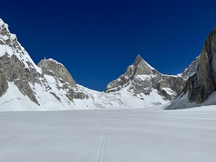 New climb on Baintha Kabata (Karakorum) by Matteo Della Bordella, Silvan Schüpbach, Symon Welfringer
