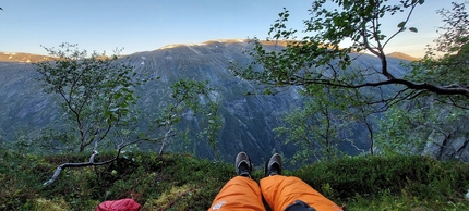 Tågveggen, Norway, Eivind Hugaas, Kalle Olsson - Skapelsen on Tågveggen in Norway: evening on the big ledge half way on an earlier attempt.