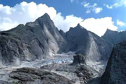 Il silenzio degli eroi, nuova via di Soldarini, Pizzagalli, Sanpietro al Pizzo Badile