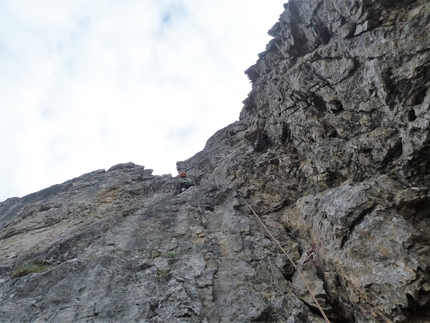 Torrione Clerici, Grigna Meridionale, Grignetta, Saverio De Toffol, Jorge Leonel Palacios - Sul terzo tiro di All'Ovest niente di Nuovo al Torrione Clerici (Grigna Meridionale, Grignetta) di Saverio De Toffol e Jorge Leonel Palacios