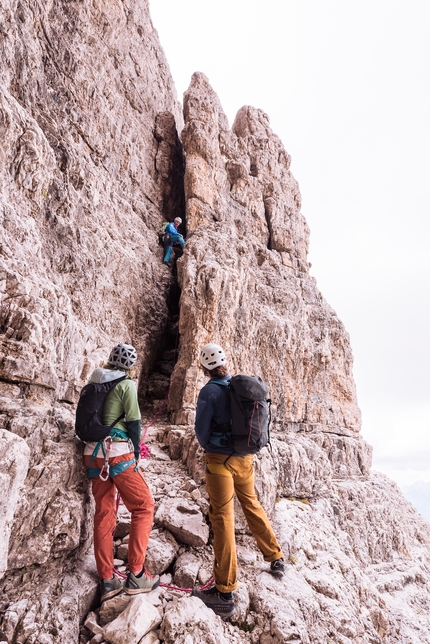 Cima Grande di Lavaredo, Heini Gütl, Tre Cime di Lavaredo - Heini Gütl with clients ascending Cima Grande di Lavaredo (2999m), Dolomites