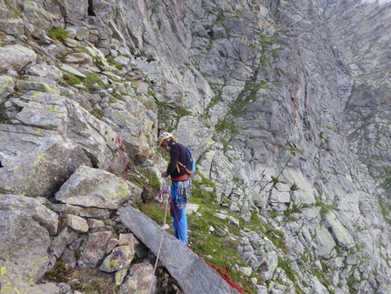 Aspettando Alice, Dent d’Ecot, Val Grande di Lanzo, Luca Brunati, Luca Enrico, Matteo Enrico - Aspettando Alice Dent d’Ecot: alla base del terz'ultimo tiro