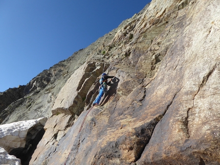 Aspettando Alice, Dent d’Ecot, Val Grande di Lanzo, Luca Brunati, Luca Enrico, Matteo Enrico - Aspettando Alice Dent d’Ecot: attacco