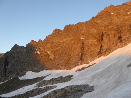 Aspettando Alice, Dent d’Ecot, Val Grande di Lanzo, Luca Brunati, Luca Enrico, Matteo Enrico - Aspettando Alice Dent d’Ecot: la bastionata del Martellot