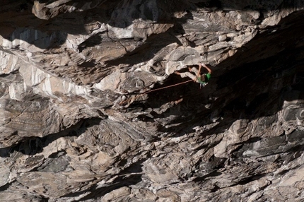 Jorg Verhoeven - Jorg Verhoeven climbing Nordic Flower 9a at Flatanger, Norway