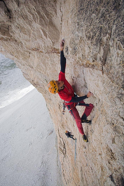 Luka Krajnc - Luka Krajnc climbing Bellavista 8c, Tre Cime di Lavaredo, Dolomites