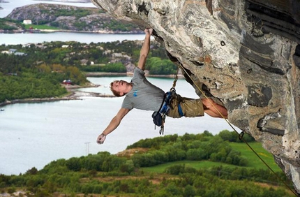 Magnus Midtbö climbing at Hanshellern, alias the crag Flatanger in Norway - Magnus Midtbö climbing at Hanshellern, alias the crag Flatanger in Norway