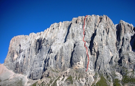 Hansjörg Auer, new route Bruderliebe on the Marmolada, Dolomites