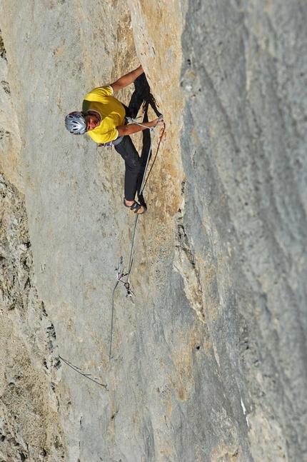 Via Calispera Torre Dusso - Via Calispera: Massimo da Pozzo in action. Photo by Giuseppe Ghedina