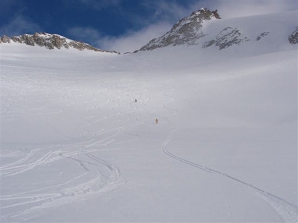 Tour scialpinistico Pisgana - Tour scialpinistico Pisgana: Scendendo dal Passo di Bedole