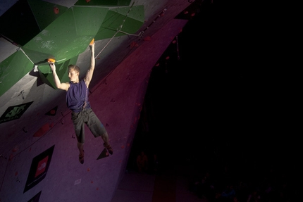 Jakob Schubert - Jakob Schubert climbing to victory in Boulder, USA