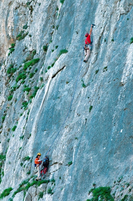 Hystrix Pizzo Campana - Rocca Busambra - Hystrix: Matteo Giglio and Anna Torretta during the first ascent of Hystrix