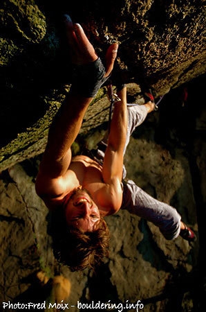 Didier Berthod - Didier Berthod climbing Greenspit, Valle dell'Orco.