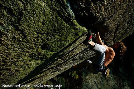 Didier Berthod - Didier Berthod climbing Greenspit, Valle dell'Orco.