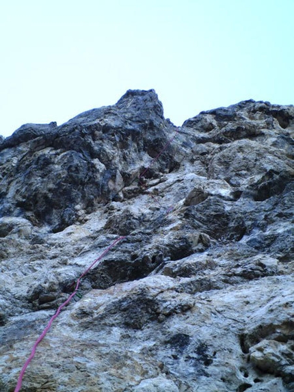 Via Ultimo Zar - Pale di San Lucano, Dolomites - The two crux pitches of Via Ultimo Zar on Prima Pala di San Lucano (Dolomites)